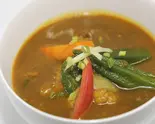 骨付チキンスープカレー/ Soup Curry（Lavish Spice Kitchen）