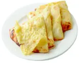 チーズナン/ Cheese Naan（Lavish Spice Kitchen）