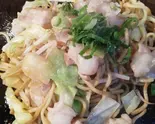 ホルモン焼きそば(お好み焼き 鉄板焼き やすまる)