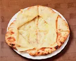 チーズナン Cheese Naan(ゴルカキッチン)