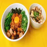 台湾カレーまぜそば・豚マヨ丼セット（らーめんKING 甲子園店）