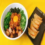 台湾カレーまぜそば・餃子セット（らーめんKING 甲子園店）