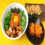 台湾カレーまぜそば・餃子・からあげ2個セット（らーめんKING 甲子園店）