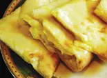 ㉙チーズナン Cheese Naan（KHUSHI KHUSHI）