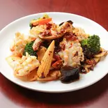 紋甲イカの四川麻辣炒め（中国料理 品珍酒家 瀬谷店）