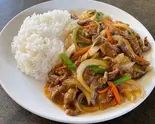 牛肉と玉葱のかけご飯（中国料理 品珍酒家 瀬谷店）