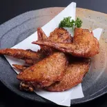 手羽先のスパイシー揚げ4本入（中国名菜敦煌）