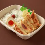 蔵之介の「肉汁焼餃子弁当」（五穀みそらーめん 味噌屋蔵之介 朝霞田島店）