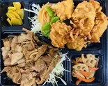 一キロ弁当 唐揚げ＆豚焼肉(醤油ダレ)（まんぷく弁当 manpukubentou）