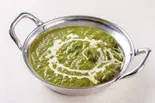 ほうれん草チキンカレー Spinach Chicken Curry(アジアンスパイシーレストラン&バー マイティー)