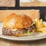 クラシックLAバーガー（MAZAR DINER）