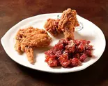 チキン盛り合わせ(チキンムーサービス付き) Assorted Chicken Platter（韓国料理 TAMMI）