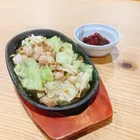 【人気No.3】国産ホルモン鉄板焼肉(塩だれ)【辛みそ】（【関西風＆広島風お好み焼き・鉄板焼き】桜家 清水店）