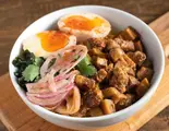 本場仕込みの魯肉飯(ルーローハン)【M】 Authentic Taiwanese Minced Pork Rice (M)（台湾屋台ごはんKica）