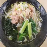 鶏肉塩味刀削麺（七左食堂）