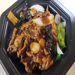 牛肉のオイスタソース炒め Beef in Oyster Sauce Stir-Fry（七左食堂）