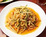 くらげ冷菜 Marinated Jellyfish（七左食堂）