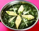 ほうれん草パニールカレー Sag Paneer（インドレストラン サヒーマハル）