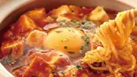 ツユナシマーボーソバ生玉子ノリ(粗麺)（松楽菜館 有馬店）