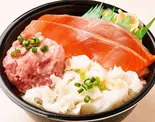 サーモンねぎとろ縁側丼（魚丼屋next船橋店）