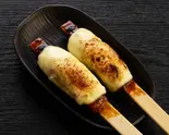 比内地鶏つくねチーズ(1本)（やきとり勢い）