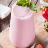 ストロベリーラッシー Strawberry Lassi(SAMRAT DINING AND BAR)