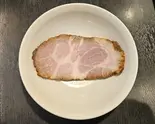 チャーシュー1枚プラス（ラーメン・つけ麺・油そば『兎に角 松戸店』）