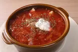 野菜たっぷりあったかボルシチスープ（本場のウクライナ料理 ココロゴトカフェ）
