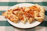 チキンチーズナン Chicken Cheese Naan（インド料理レストランスラジュ中百舌鳥店）