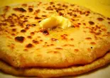 Aloo paratha (1 pc) アルーパラーター (1個)（バーラティ）