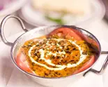 メティチキンカリー(プレーンナン1枚つき) Methi Chicken Curry मेथी चिकन करी(1 plain naan Incl)（インド・バーラト料理 バーラティ 錦糸町店）