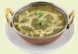 チキンほうれん草 Spinach Chicken Curry(Naan comes for free)（アシフ ハラル キッチン）