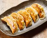 黒豚餃子5入り（ごはんや なべちゃん）