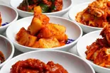 自家製キムチ3種盛(もみだれ焼肉獅子楼代々木店)