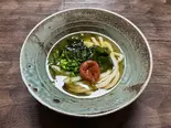 三陸穂先わかめの梅うどん（博多うどん だしと）