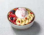 いちごグリークヨーグルト＆アサイー Strawberry Greek Yogurt and Acai（【アサイー＆グリークヨーグルト】GREEKSPOON 南中央町店）