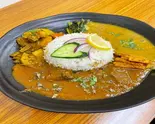 2種盛りカレーライス（ビリヤニアンドモモハウス）