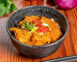 カレー丼(甘口・ふつう・辛口・激辛)（鶏いちばん）