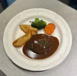 ハンバーグステーキランチ(平∞ダイニング)