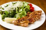 チキンステーキ〜ハニーマスタード〜（パスタ＆ピザ GatherBar金山）