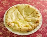 チーズナン Cheese Naan（インドレストランナビン）
