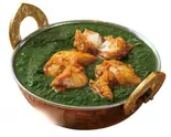 サーグチキンカレー（インド料理 ロイヤル ナンカレー＆ビリヤニパレス）
