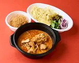 カオソイ タイのカレーラーメン Thai Coconut curry Noodle Soup（タイレストラン アロイ）