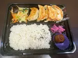 餃子弁当 Gyoza Bento（点心・惣菜KASEI）