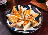 焼餃子30個 Pan-Fried Gyoza Dumplings (30 Pieces)（餃子専門店黒兵衛）