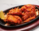 チキンティッカ 2ピース/Chicken Tikka (2pcs)（カルカ ダイニング＆バー）