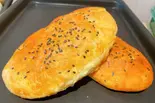黒胡麻餡入りサクサクパイ(黑芝麻酥饼)（劉記中華面食）