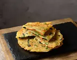 野菜チヂミ(1枚) 야채전 - Vegetable Chijimi (1pc)（ビーストキッチン）