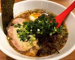 熊本ラーメン(黒鵬熊本ラーメン KOKUHOU KUMAMOTO RAMEN)