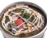 ほうれん草ベースのチキンカレー SAG CHICKEN CURRY（インド料理 ニューデリ）